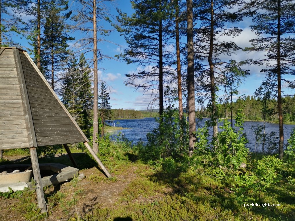 (893 95) Sidensjö - Unnamed Road — foto