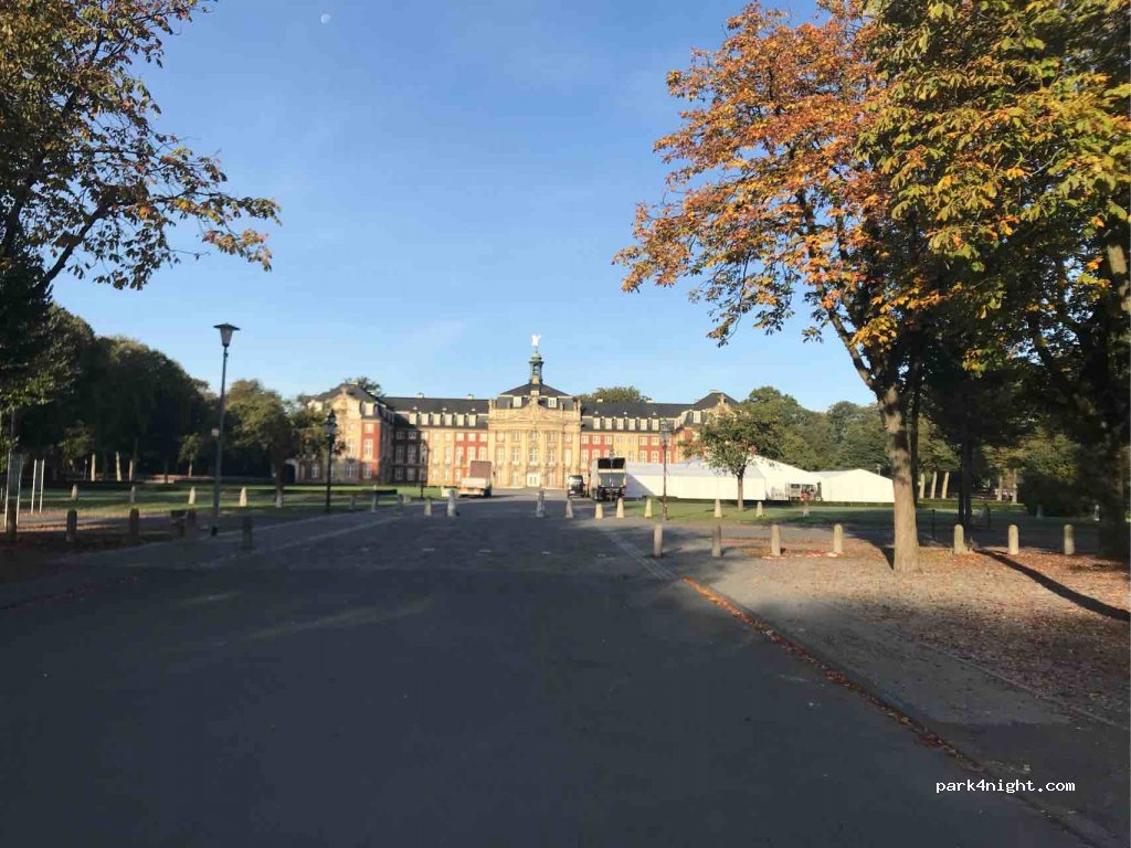(48143) Münster - 5-6 Schlossplatz — foto