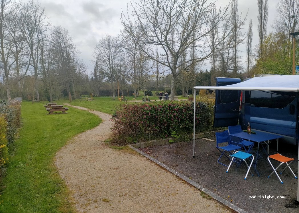 (61270) Les Aspres - 13 Le Bourg — foto 2