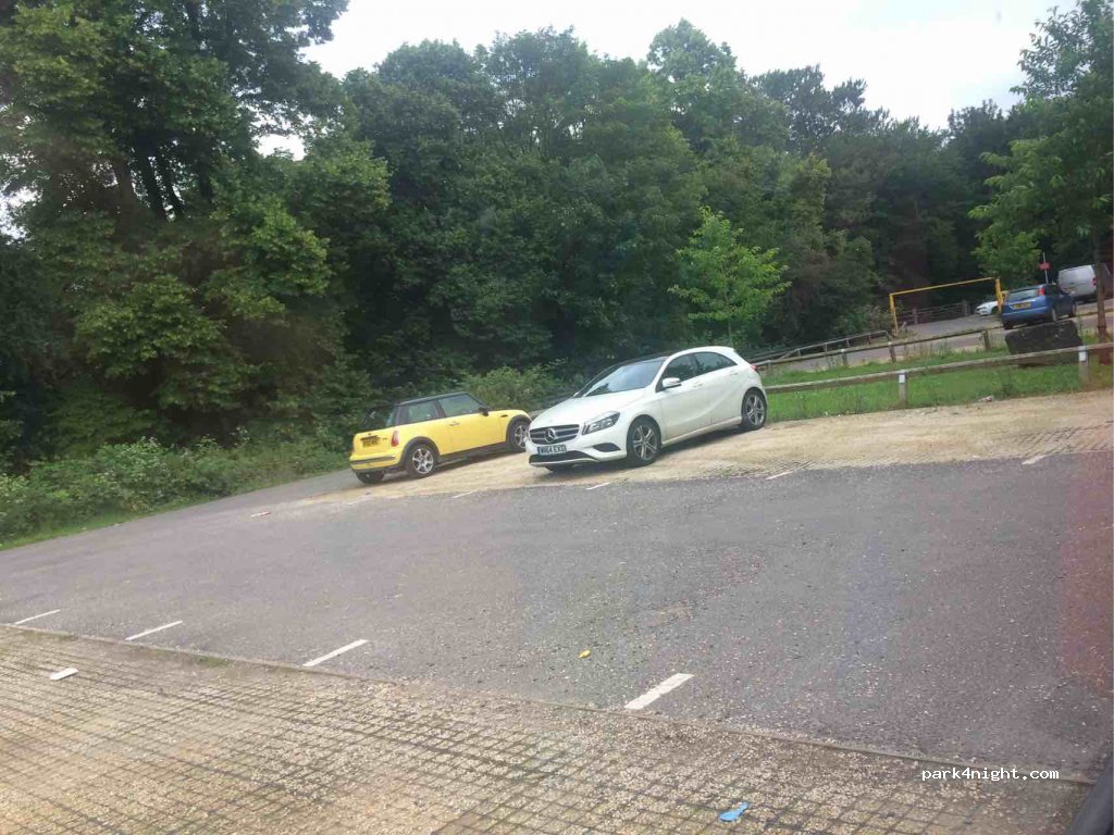 (BS31) Keynsham - Keynsham Road — foto 2
