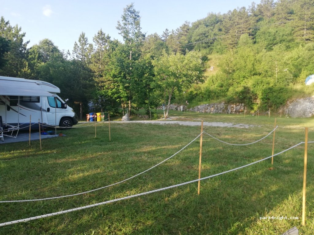 Camping La Genziana — foto