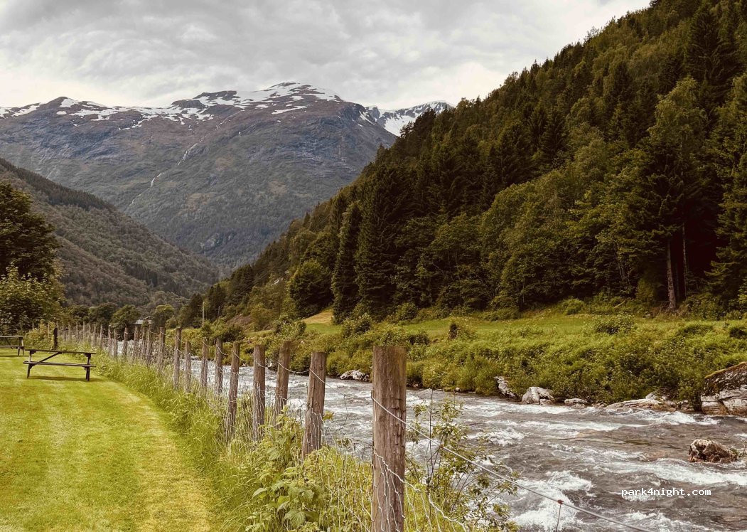 Stadheimfossen Camping and Cabins — foto 5