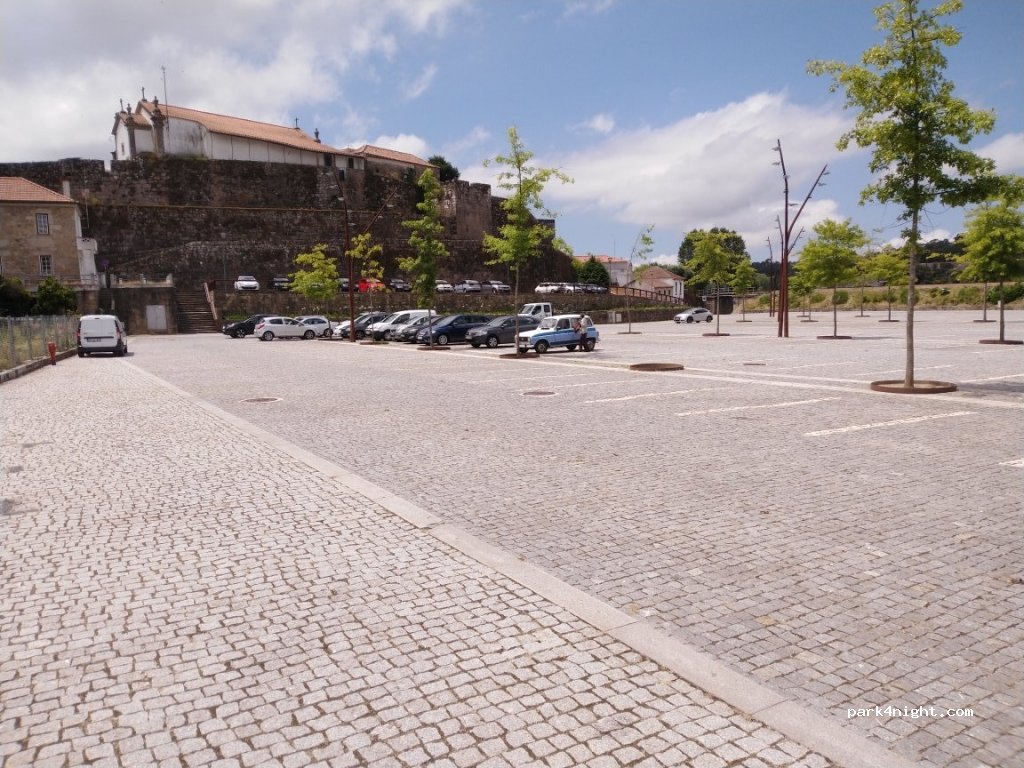 (4920-275) Vila Nova de Cerveira - 10 Avenida Heróis do Ultramar — foto