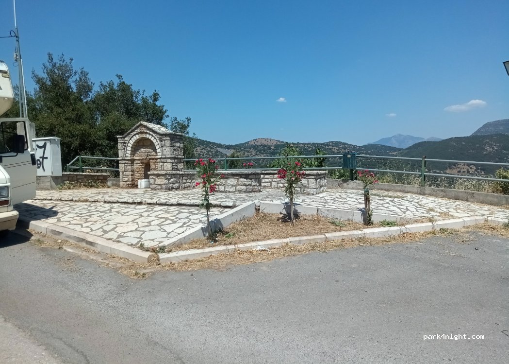(250 04) Dafni - Eparchiaki Odos Ano Klitoria-Kontovazaina — foto 2