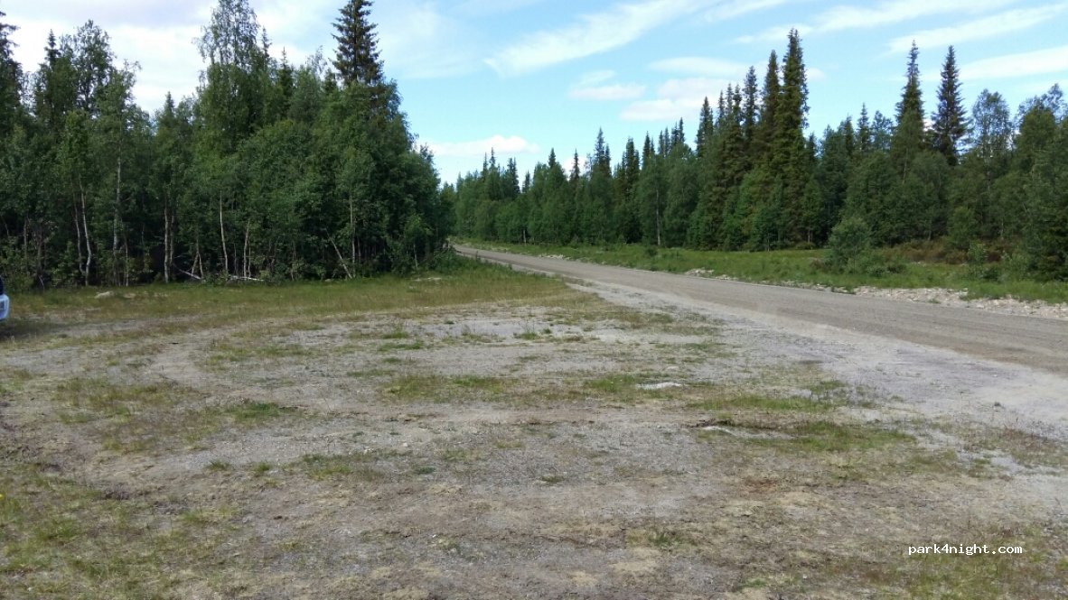(924 94) Bergnäs - Unnamed Road — foto