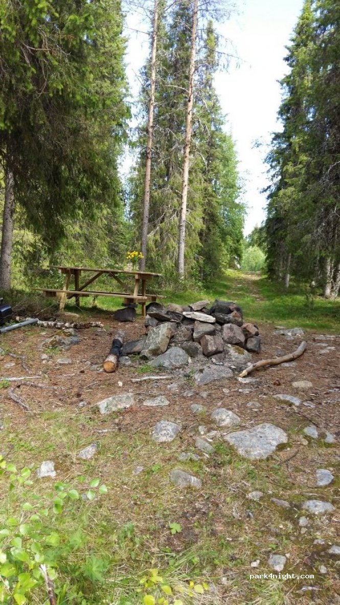 (924 94) Bergnäs - Unnamed Road — foto 3