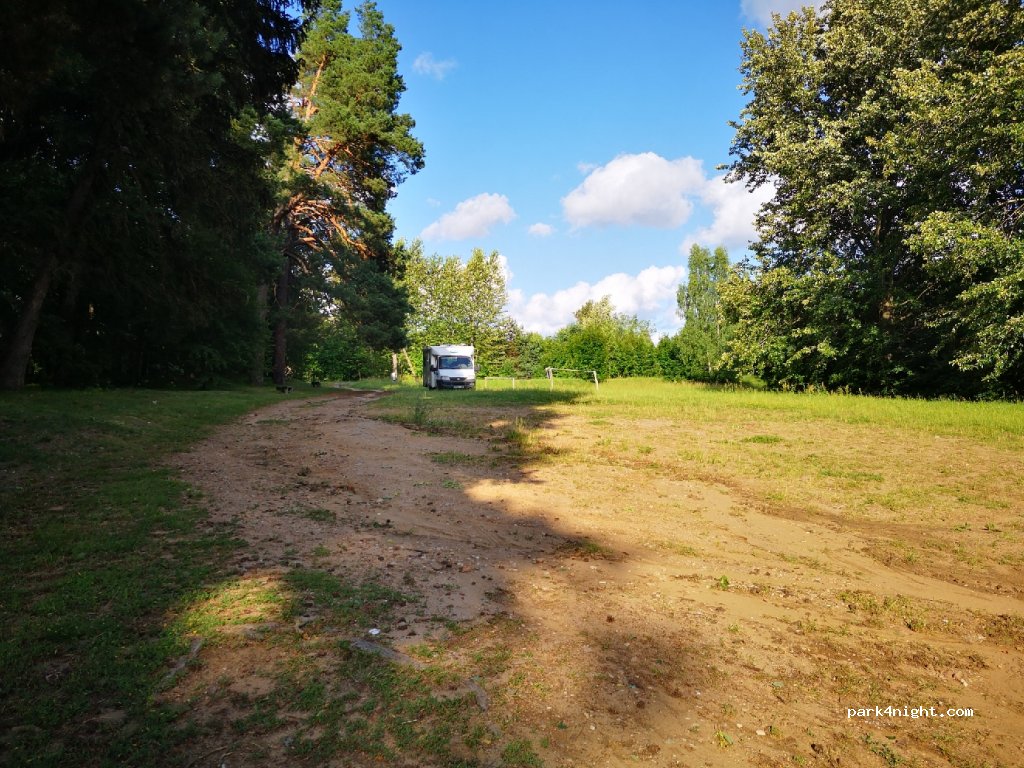 (11-610) Kuty - unnamed road — foto 2