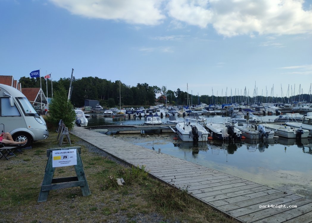 (590 95) Loftahammar - 12 Varvsvägen — foto 3