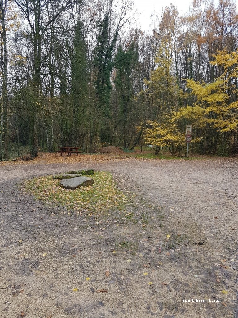 (51500) Rilly-la-Montagne - Rue de la Source — foto 2