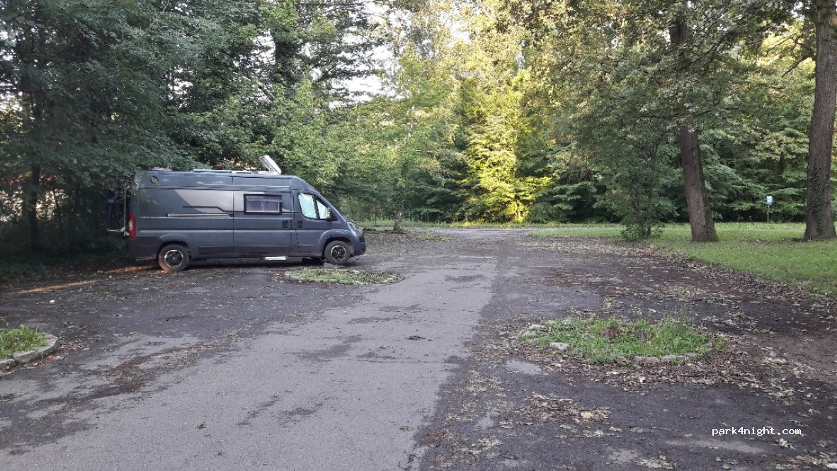 (44000) Sisak - 10 Ulica Braće Kavurić — foto