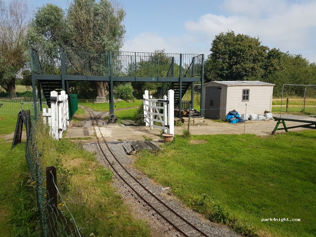 (LU5 6HT) Toddington - Luton Rd — foto