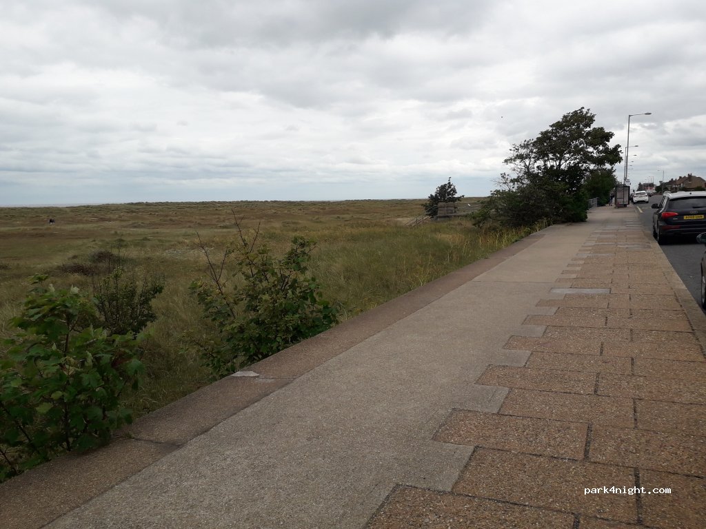 (NR30 4EX) Great Yarmouth - 58 North Drive — foto 2