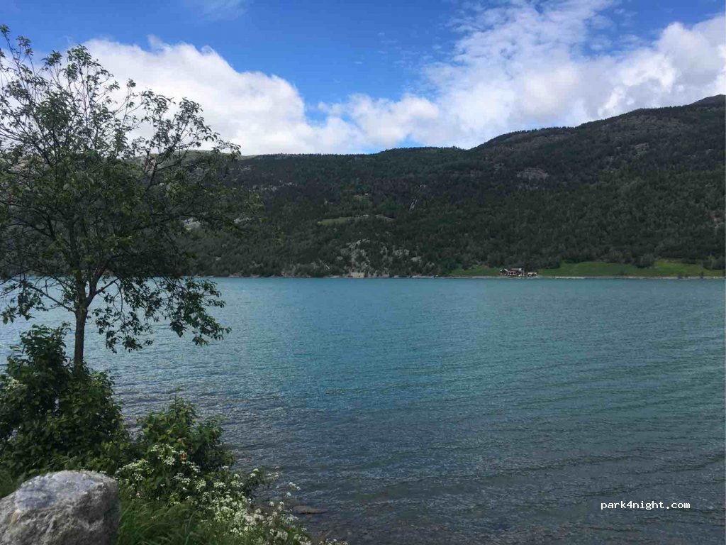 (2683) Vågaholmen - Riksveg 15 — foto