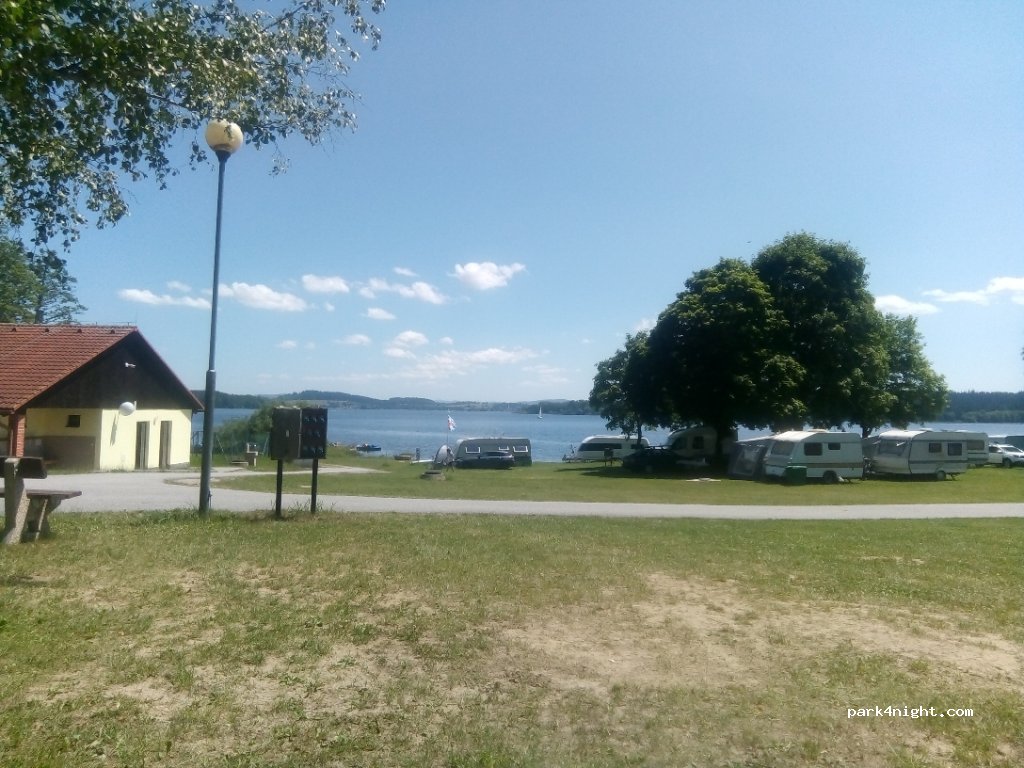 Autocamp Jenišov — foto