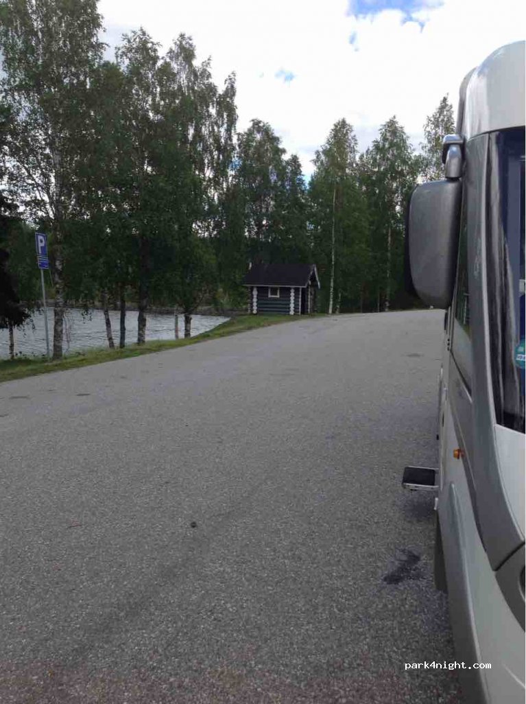(75990) Höljäkkä - 141 Lieksantie — foto