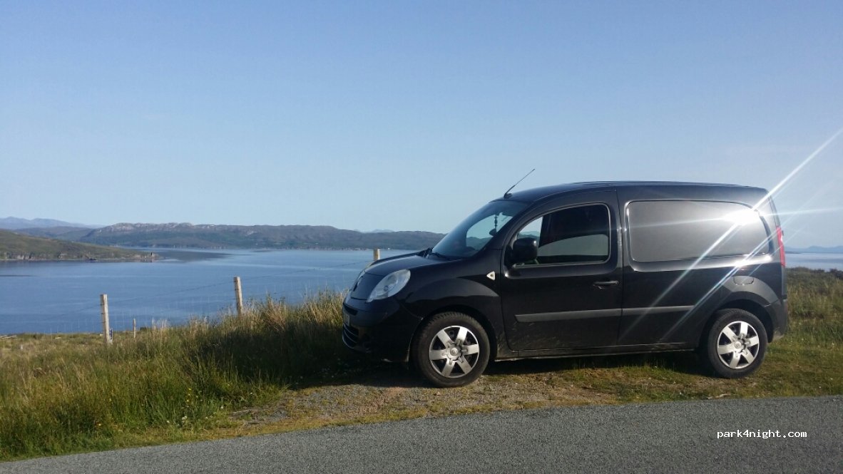 (IV49 9AX) Isle of Skye - B8083 — foto