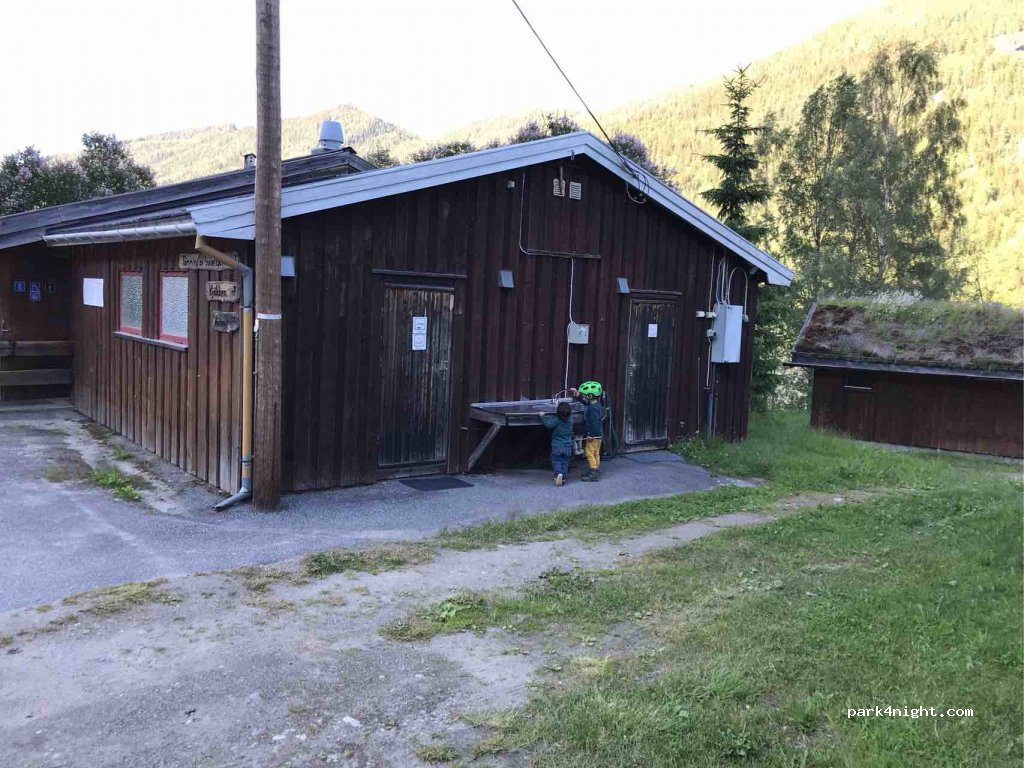 Fjordgløtt Camping & Cabin Center — foto 3