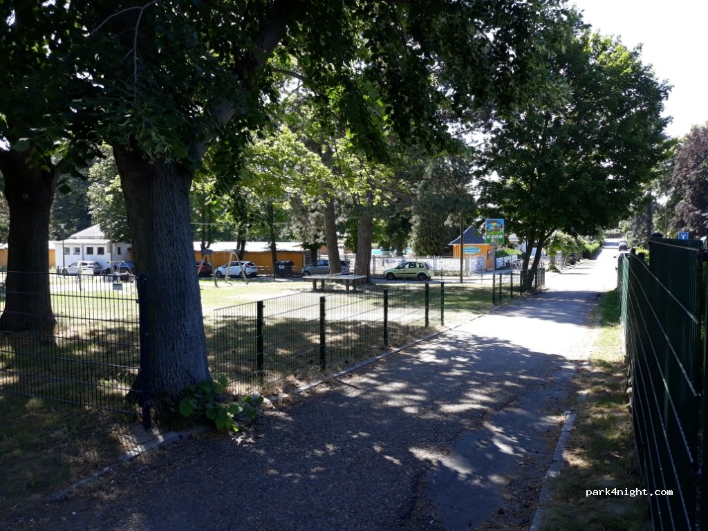 (09232) Hartmannsdorf - 26 Geschwister-Scholl-Straße — foto 4