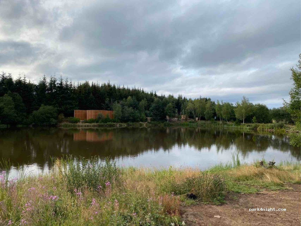 (15100) Tiviers - Unnamed Road — foto 2