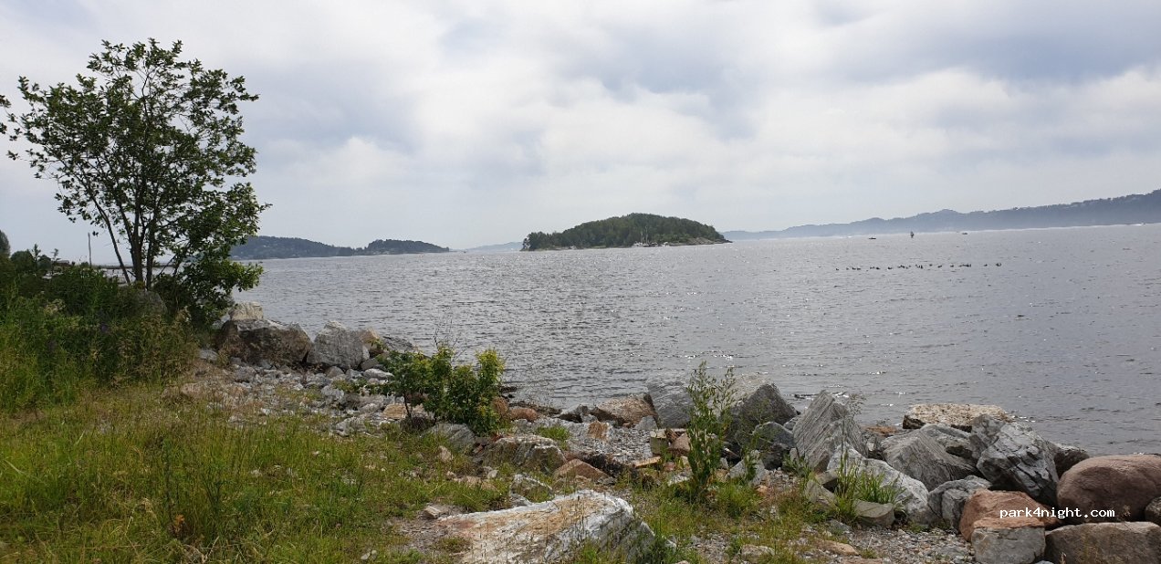 (3070) Sande i Vestfold - 237 Sandebuktveien — foto