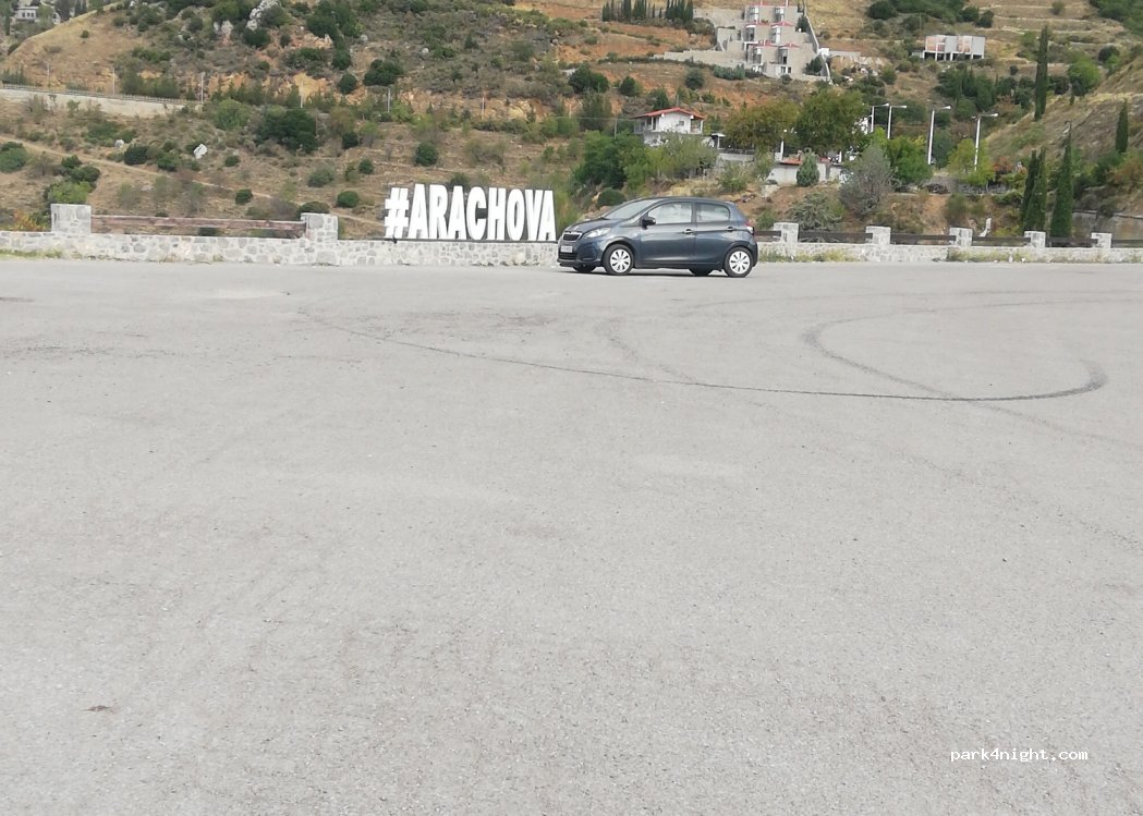 (320 04) Arachova - Ethniki Odos Livadias Amfissas — foto