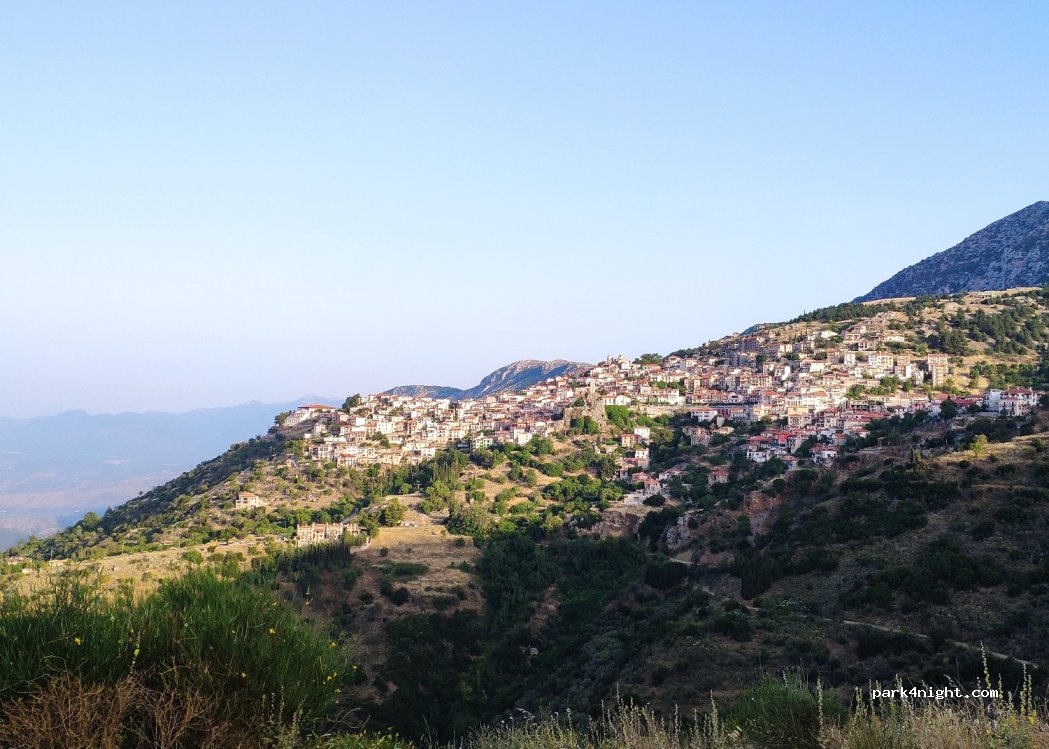(320 04) Arachova - Ethniki Odos Livadias Amfissas — foto 3