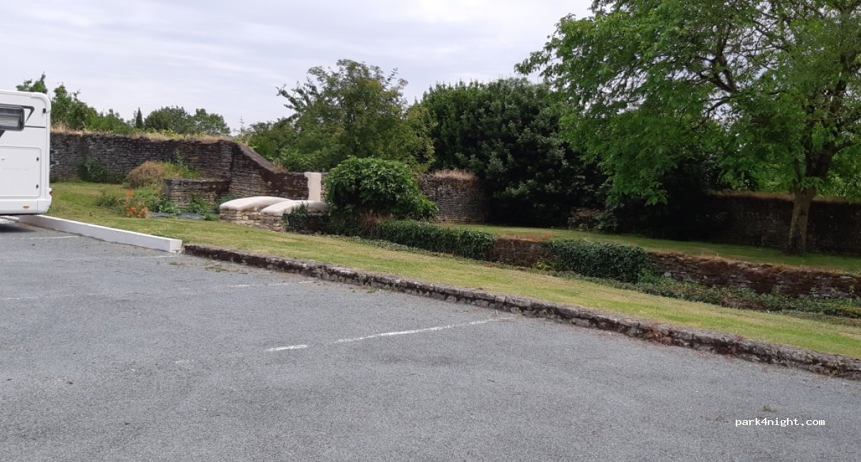 Aire de camping-car Vandré | La Dévise — foto 2