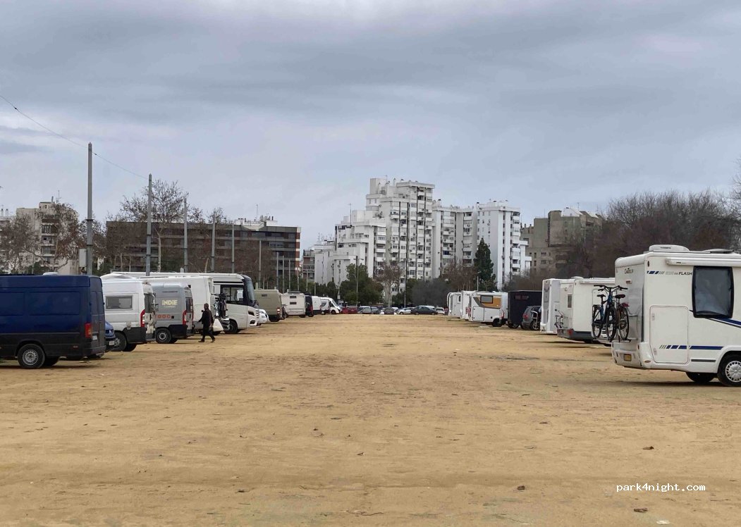(41011) Sevilla - Calle Rafael Ortega — foto 5