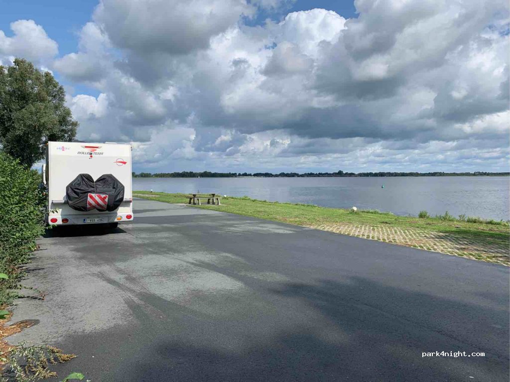 () Belt-Schutsloot - Blauwehandseweg — foto