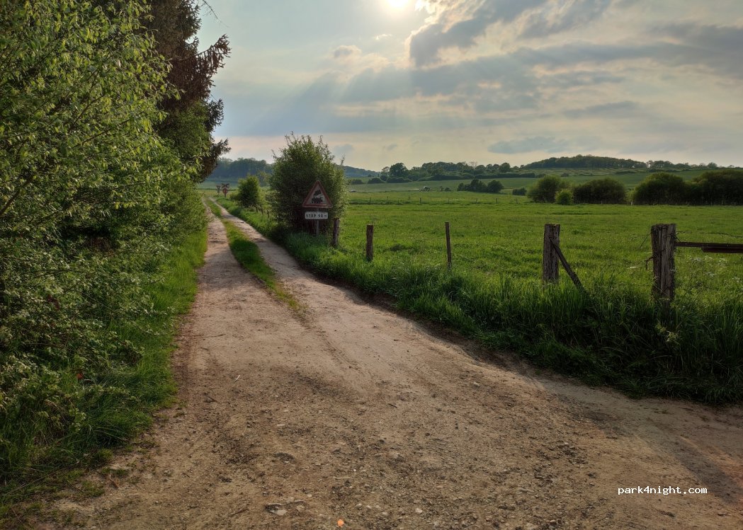 (08210) Villers-Devant-Mouzon - Unnamed Road — foto 2