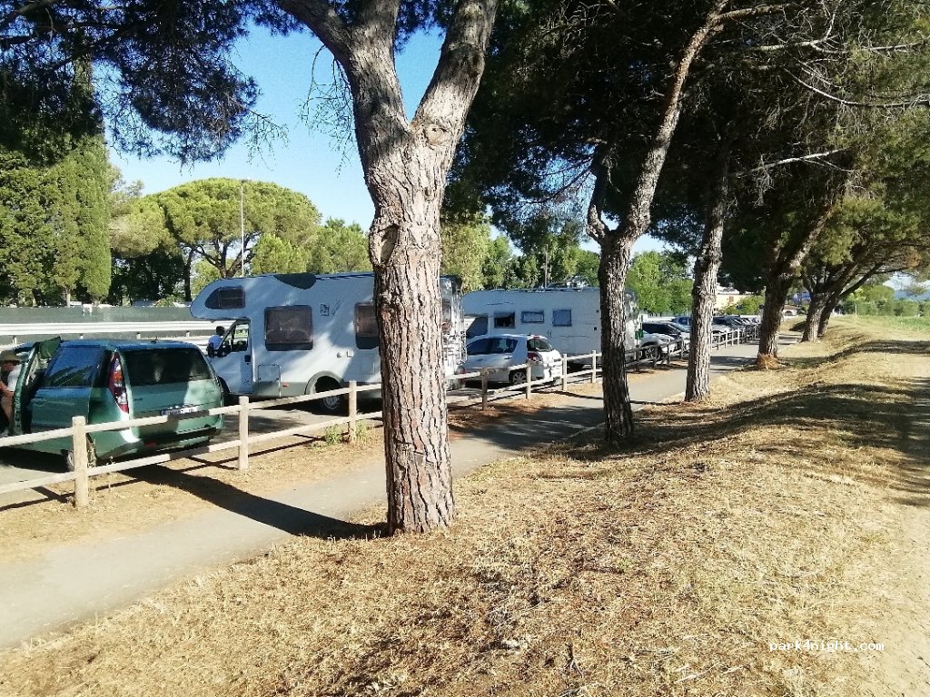 (58020) Scarlino - Strada Provinciale delle Collacchie — foto