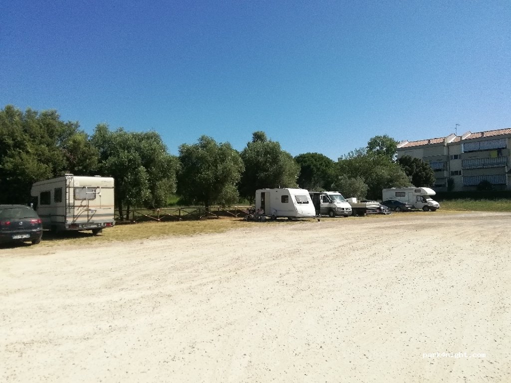 (58022) Follonica - Via della Pace — foto