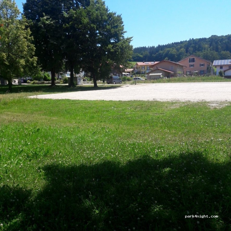 (83377) Vachendorf - 4 Am Anger — foto