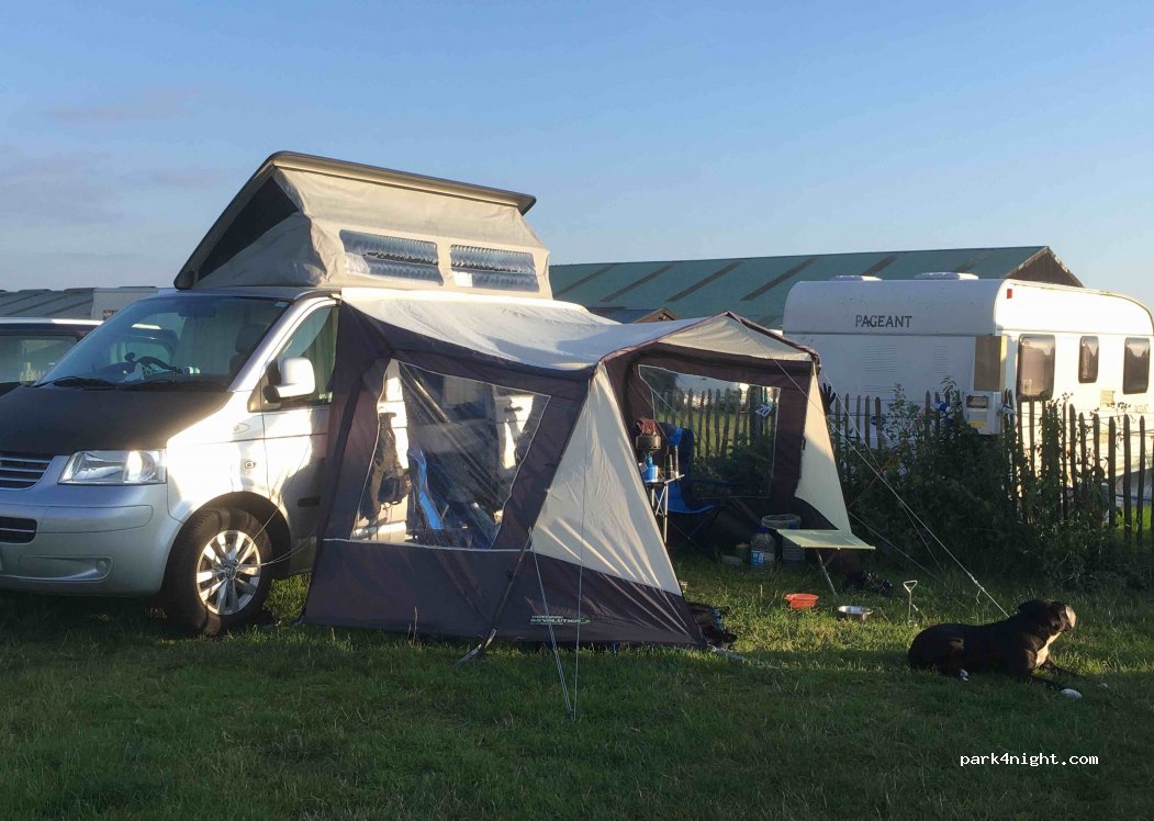 Hawk Place Campsite — foto 2