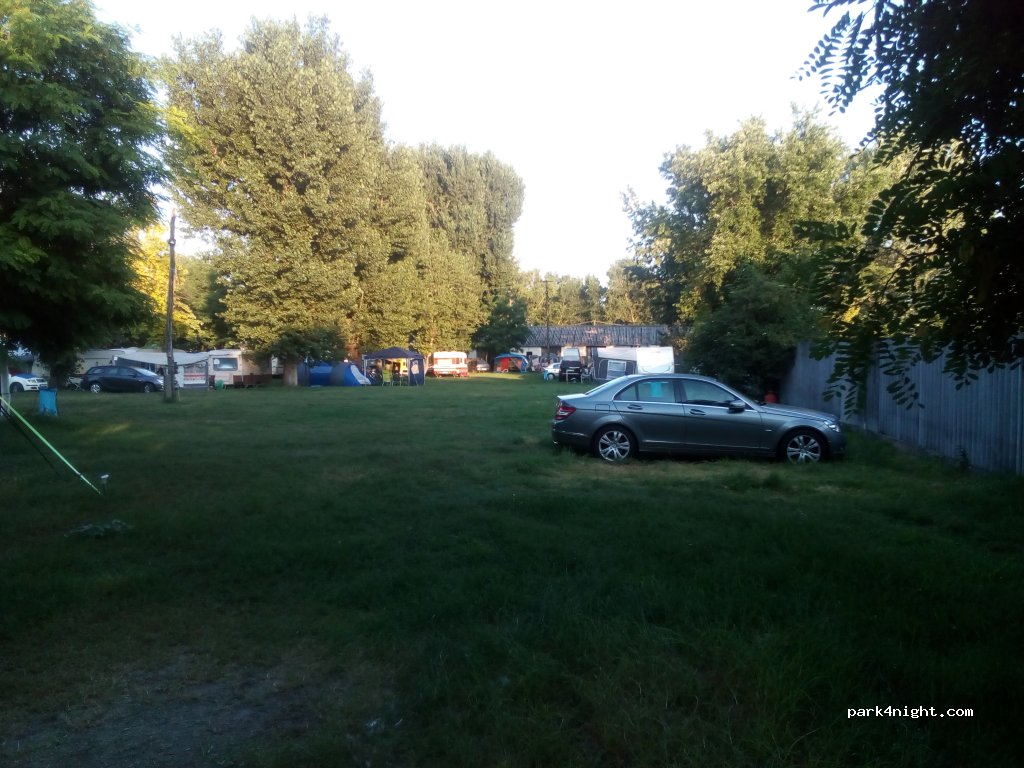 Kerekdombi Termálfürdő — foto 2