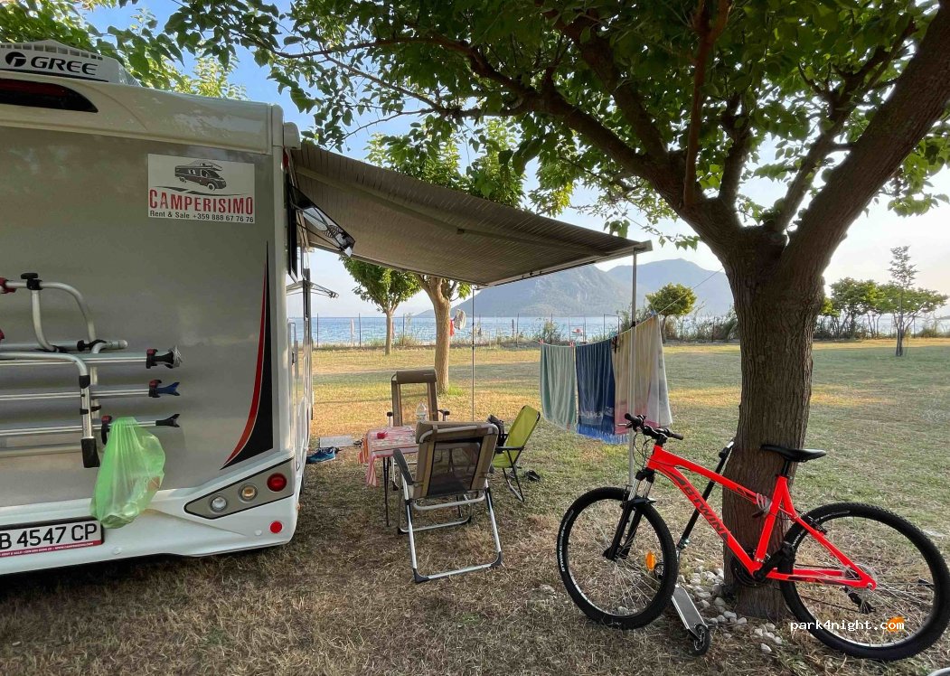 (300 19) Alizia - Unnamed Road — foto 3