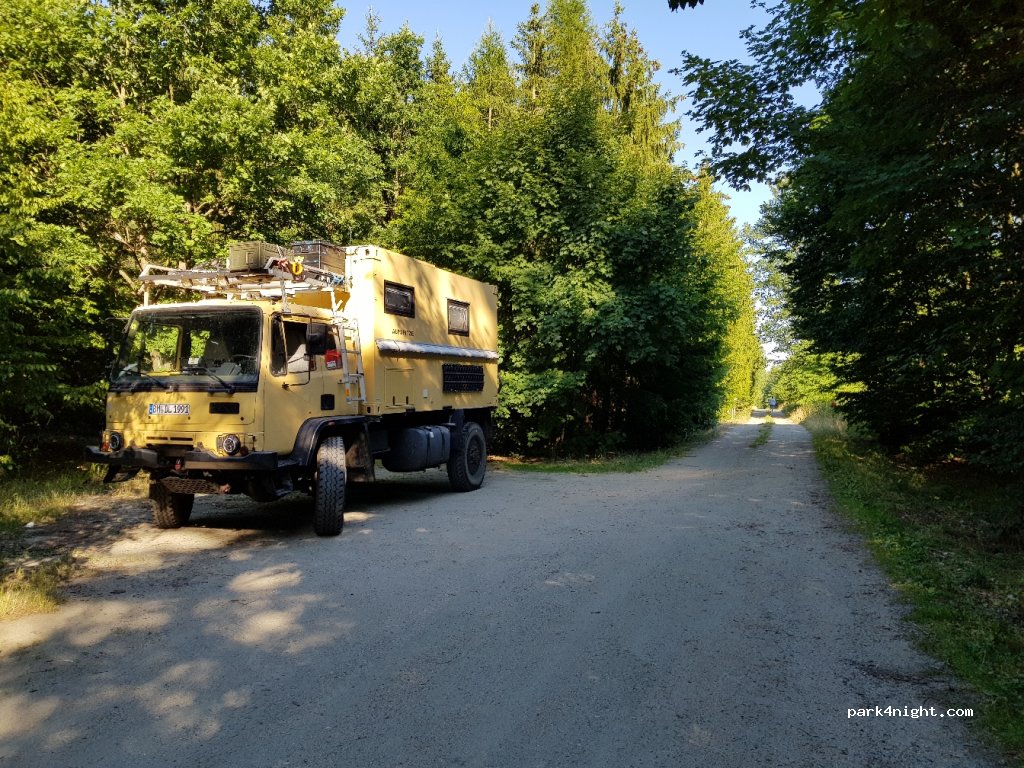 (671 54) Hostim - 400 — foto