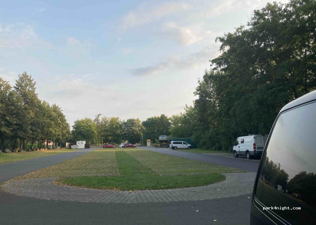 (01796) Pirna - 201 Pratzschwitzer Straße — foto 2