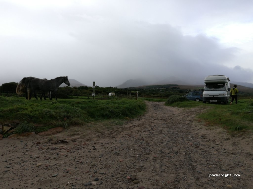 ()  - Unnamed Road — foto