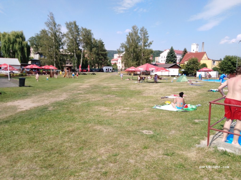 Thermal pool in Benesov nad Ploucnici — foto 3