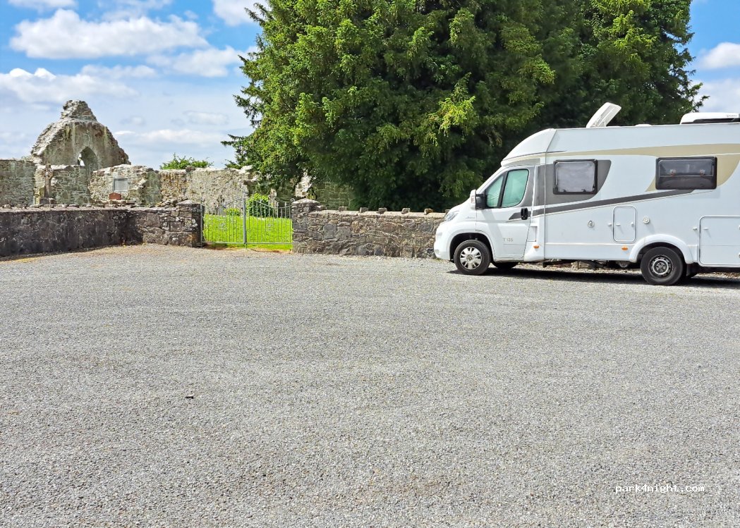 () Loughrea - Unnamed Road — foto 3