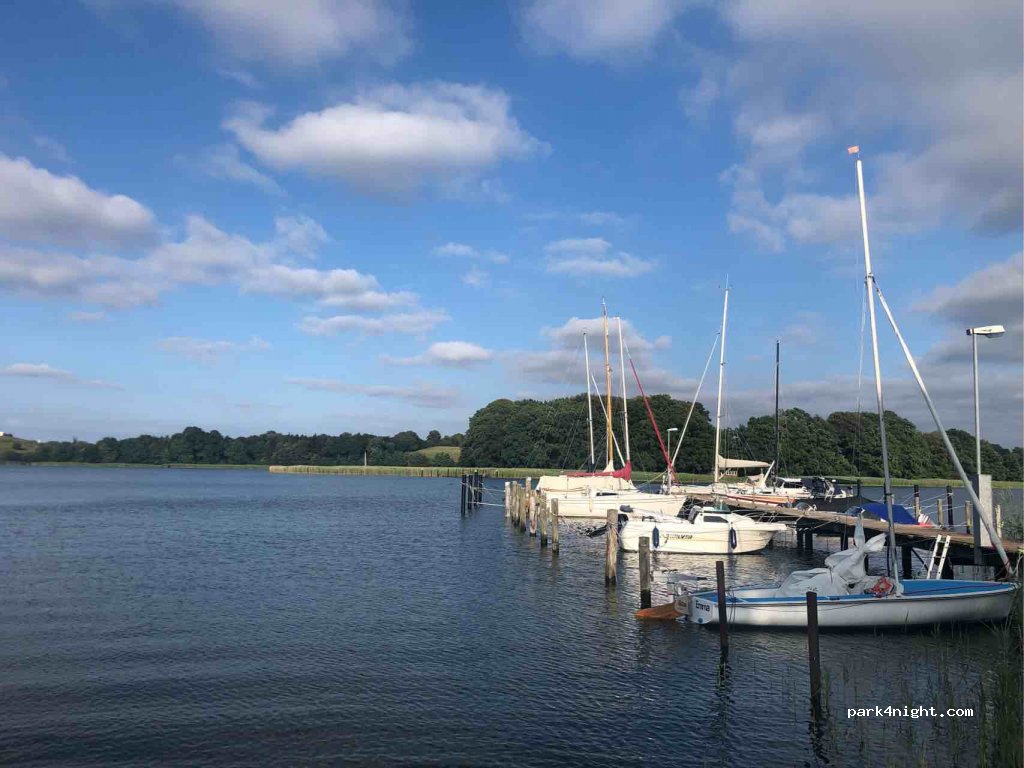 Naturcampingplatz Hellör — foto