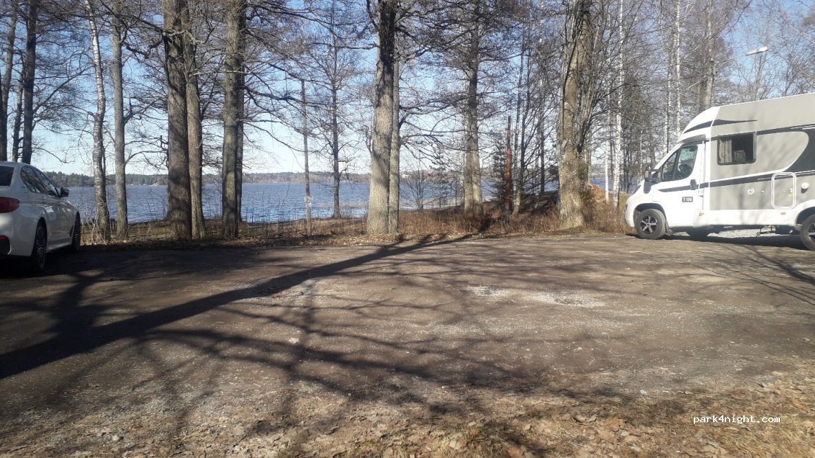 (08100) Lohja - 2 Haikarinkatu — foto