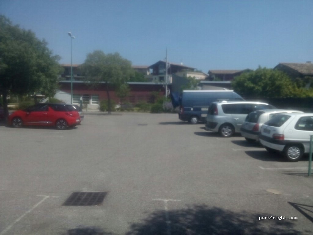 (07500) Guilherand-Granges - 230 Rue de Crussol — foto