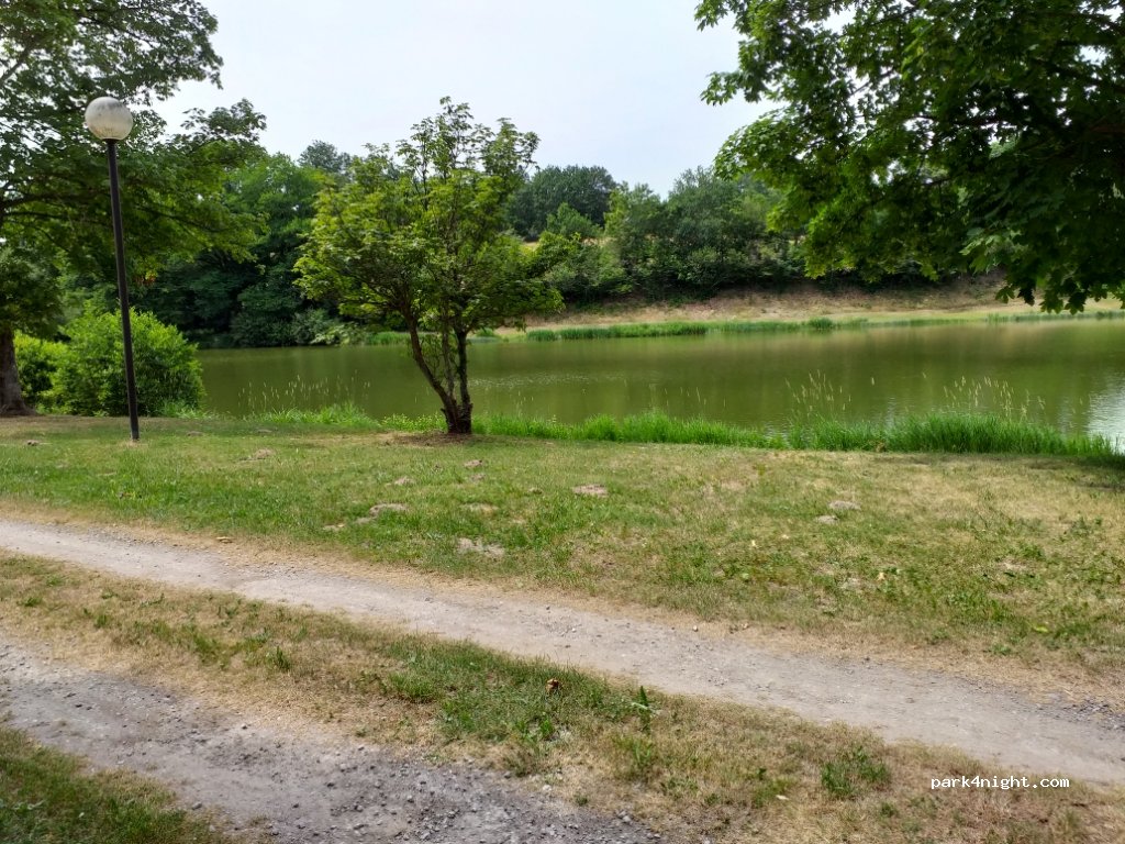 Camping Municipal Les Vergnes — foto