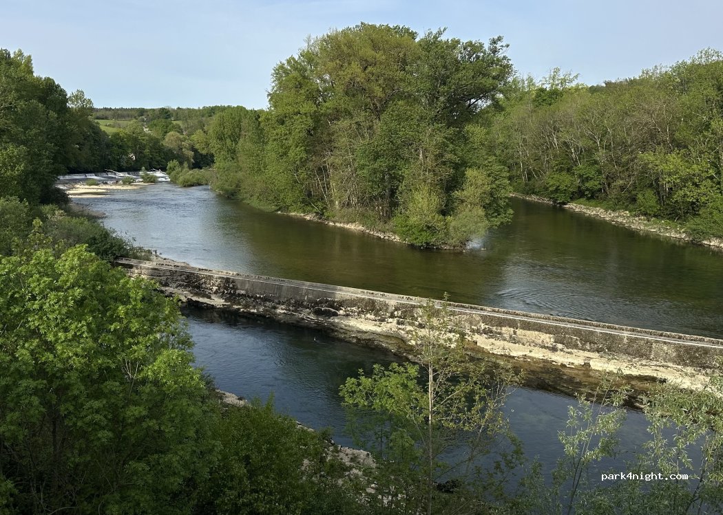 (01160) Neuville-sur-Ain - 328-416 Rue Nicolas Aubry — foto 5