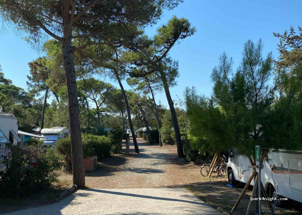 Camping Village Le Esperidi — foto