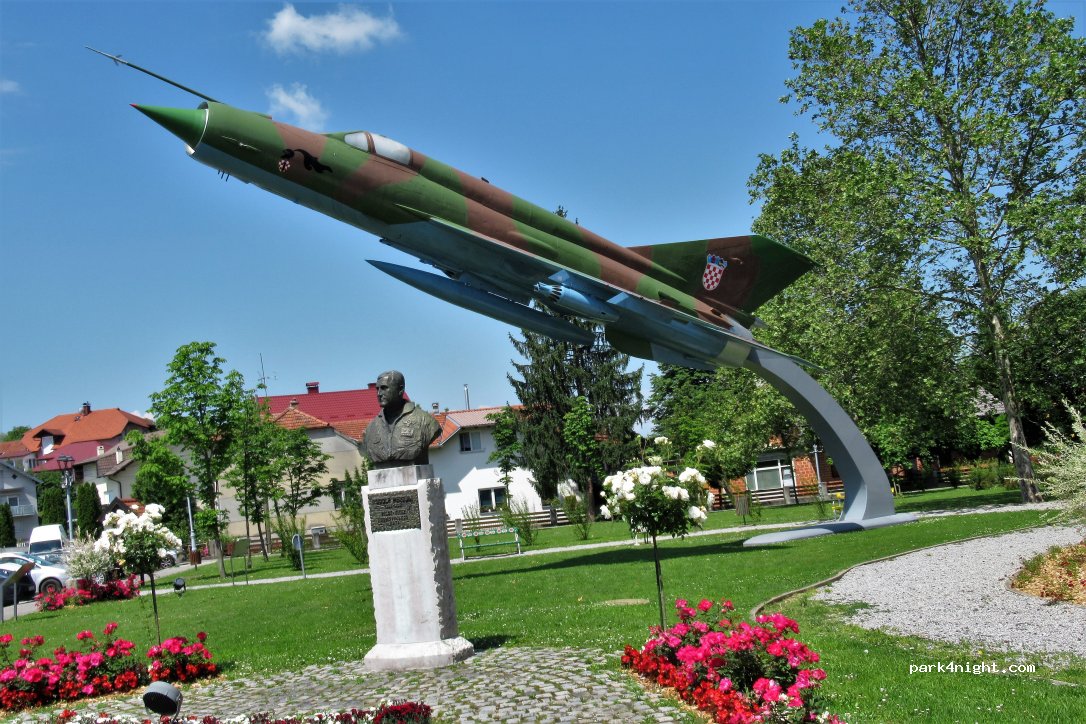 (49245) Gornja Stubica - 4 Trg Svetog Juraja — foto 3