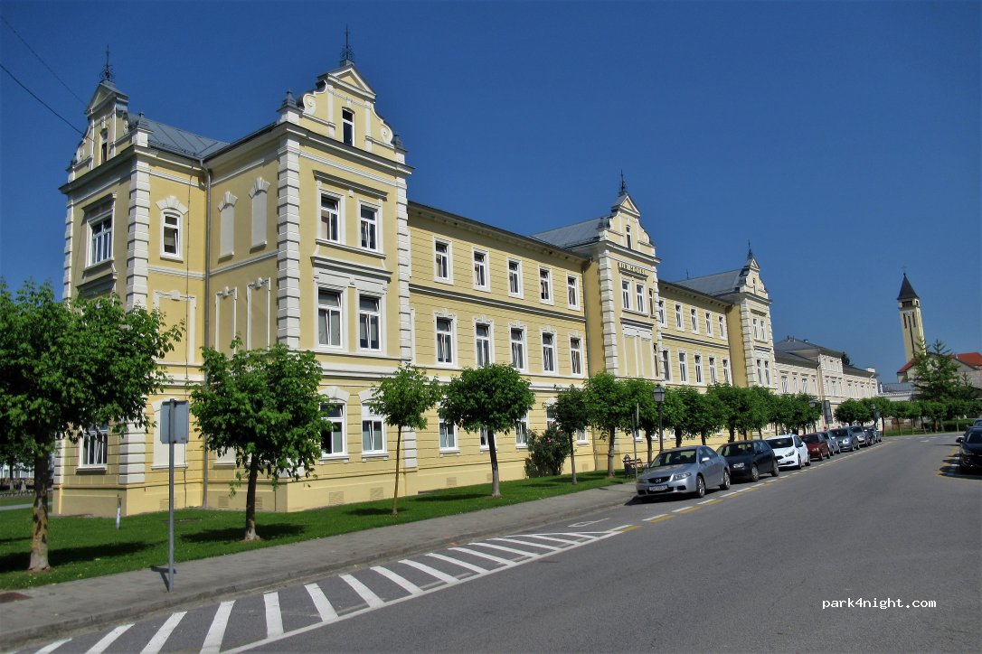 (34551) Lipik - 23-25 Ulica Hrvatske mladeži — foto