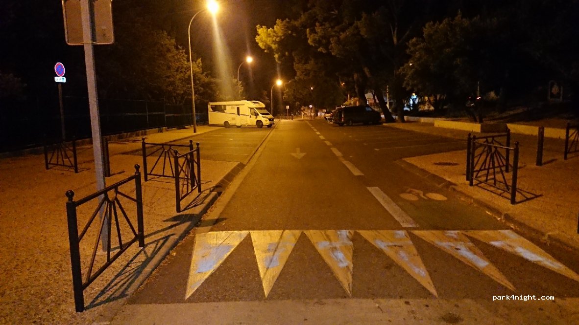 (13600) La Ciotat - 23 Chemin du Puits de Brunet — foto 3